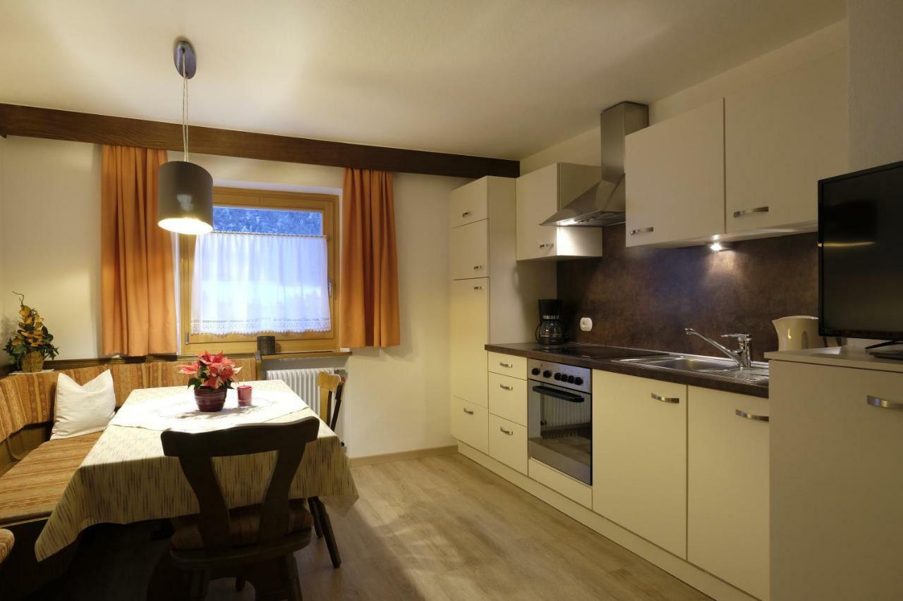 Haus Schieder Apartment กัสเตลรอตโต ภายนอก รูปภาพ